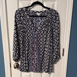 Crown & Ivy Navy and White Patterned Blouse